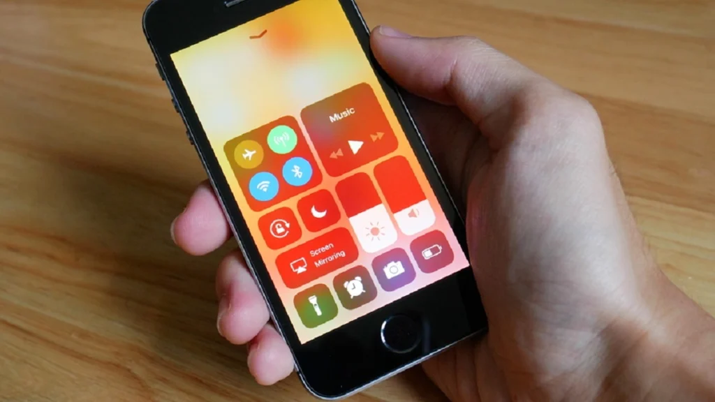 Først var det overophedning: Nu rapporterer iPhone-brugere om et nyt problem