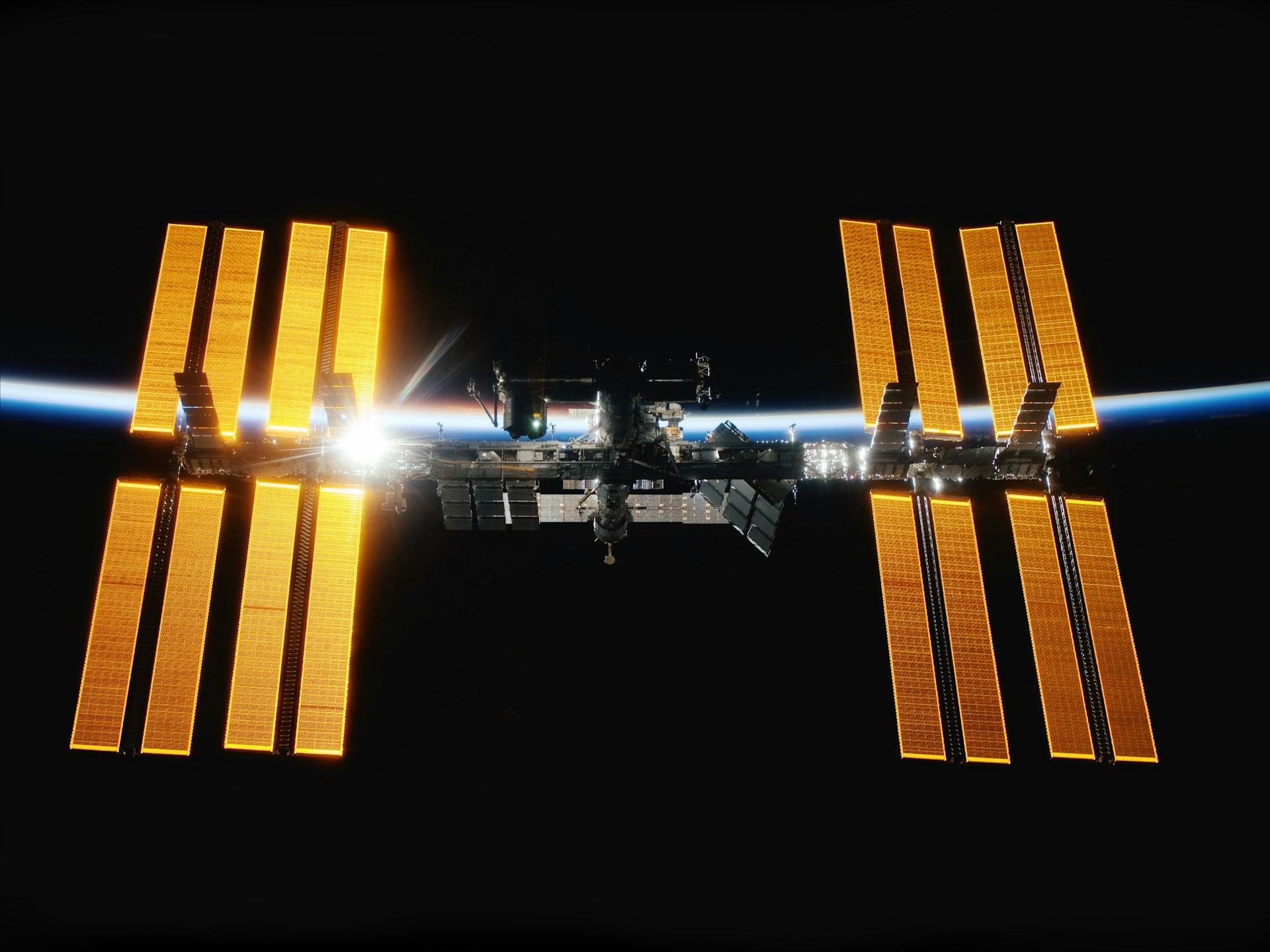 ISS: En tomat, der gik tabt i rummet, blev fundet 8 måneder senere
