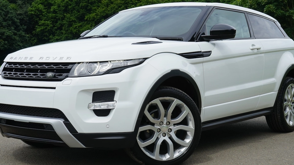 Parkerede sin Land Rover: Dagen efter finder han vanvittig seddel i forruden fra klima protestanter.