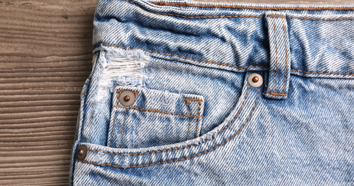 Metalknapperne på dine jeans er ikke blot til pynt: Få kender til deres vigtige funktion