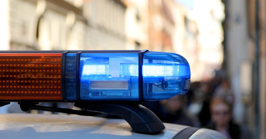 16-årig stødte ind i en 200 kilo tung kvinde: Få sekunder senere mistede han sine tænder
