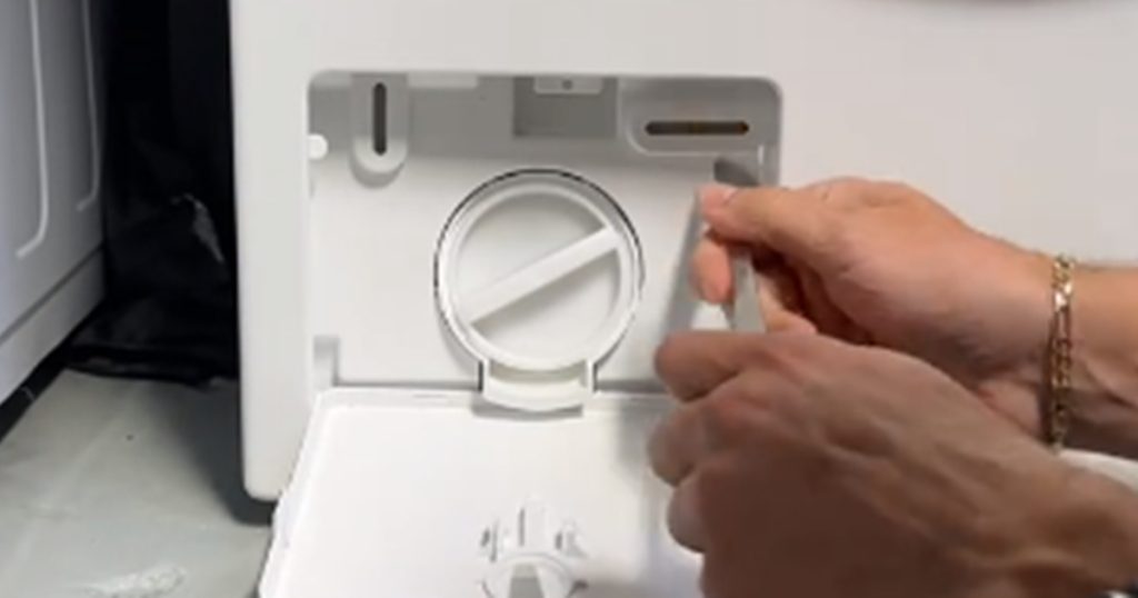 Han stikker en kniv i vaskemaskinen: Så gør den det, de fleste ikke er klar over den kan