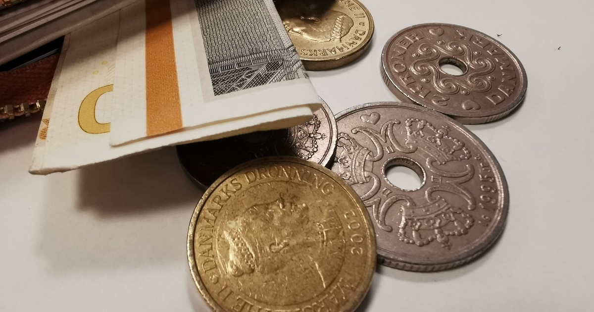 Nationalbanken har en klar anbefaling: Så mange kontanter bør du have liggende derhjemme