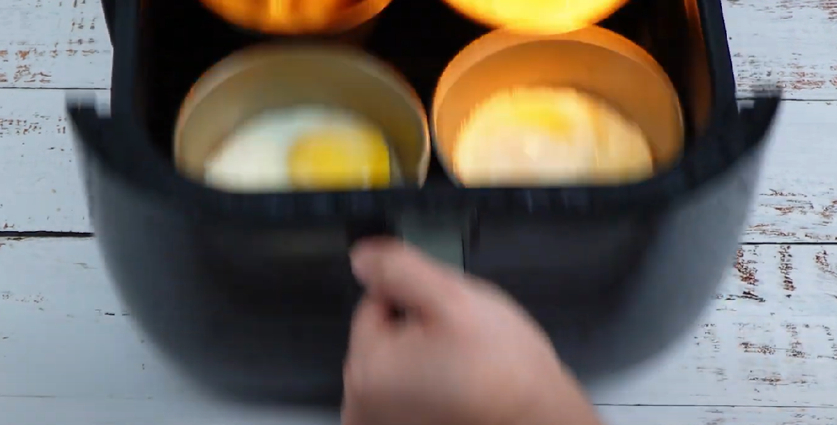 Simpelt trick laver det perfekte æg: Du skal bare putte det i airfryeren og…