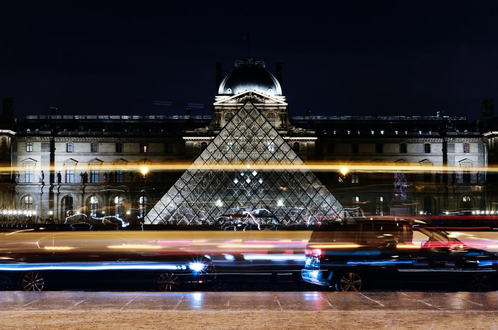 Louvre køber et lille maleri til 180 millioner kroner, som blev fundet i en kvindes køkken