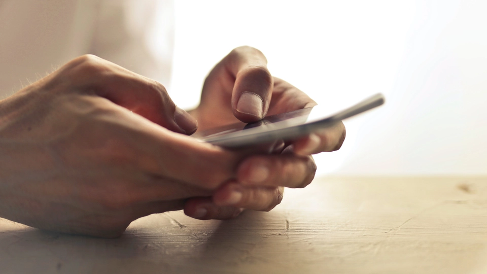 Den lytter til alt, hvad du siger: Sådan forhindrer du telefonen i at overvåge dig