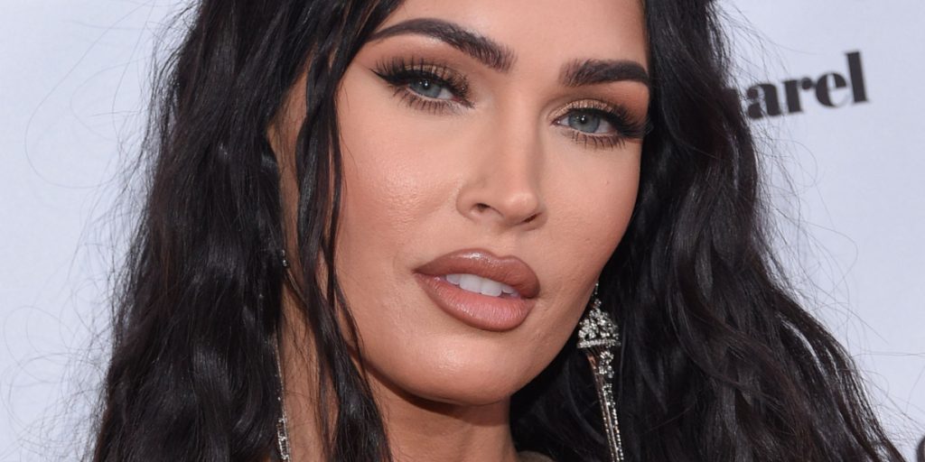 Megan Fox i gennemsigtig kjole til event: Afslører næsten alt