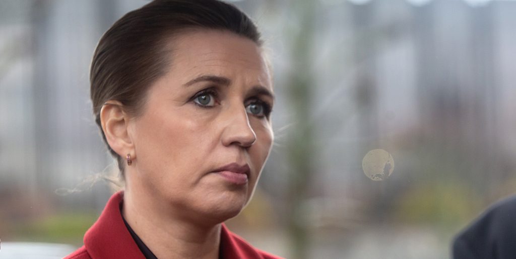 Mette Frederiksen i alvorlige problemer – går i parterapi