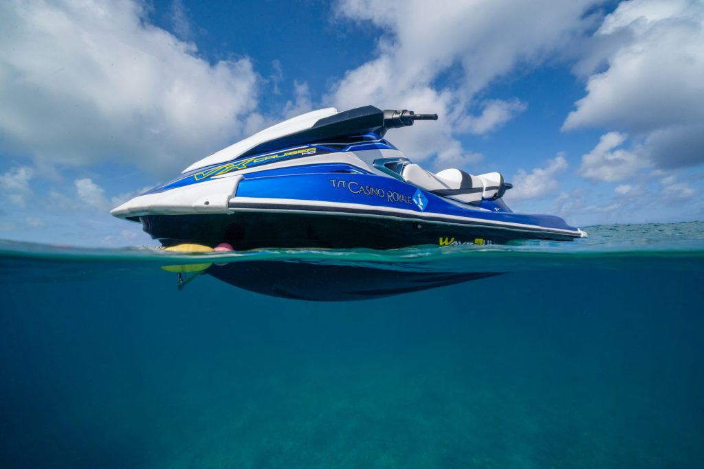 Aktivist flygtede fra Kina på jetski og sejlede over 300 kilometer til Sydkorea