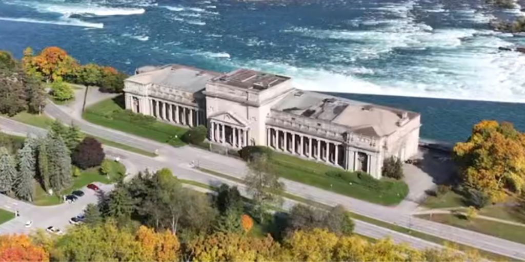En 120 år gammel forladt kraftstation ved Niagara Falls skal omdannes til et hotel til 200 millioner dollars