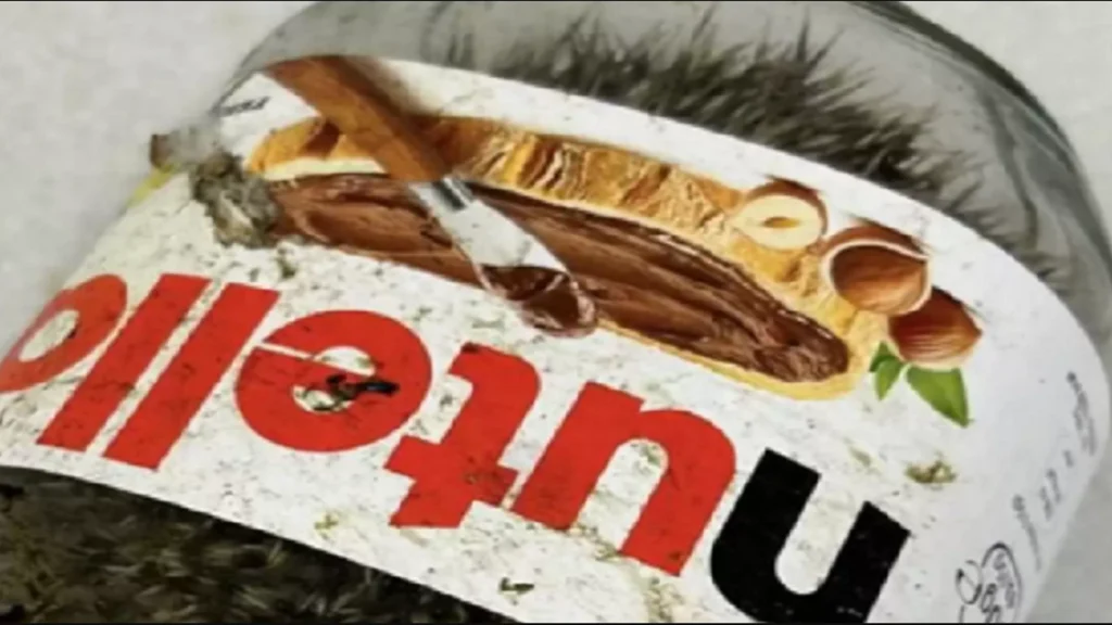 Olivia gjorde chokerende fund i bunden af hendes nutella-glas: Nu er det gået viralt