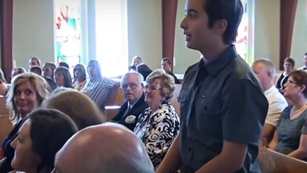 Par skulle giftes i kirken – men se så videoen, hvor ceremonien pludselig afbrydes