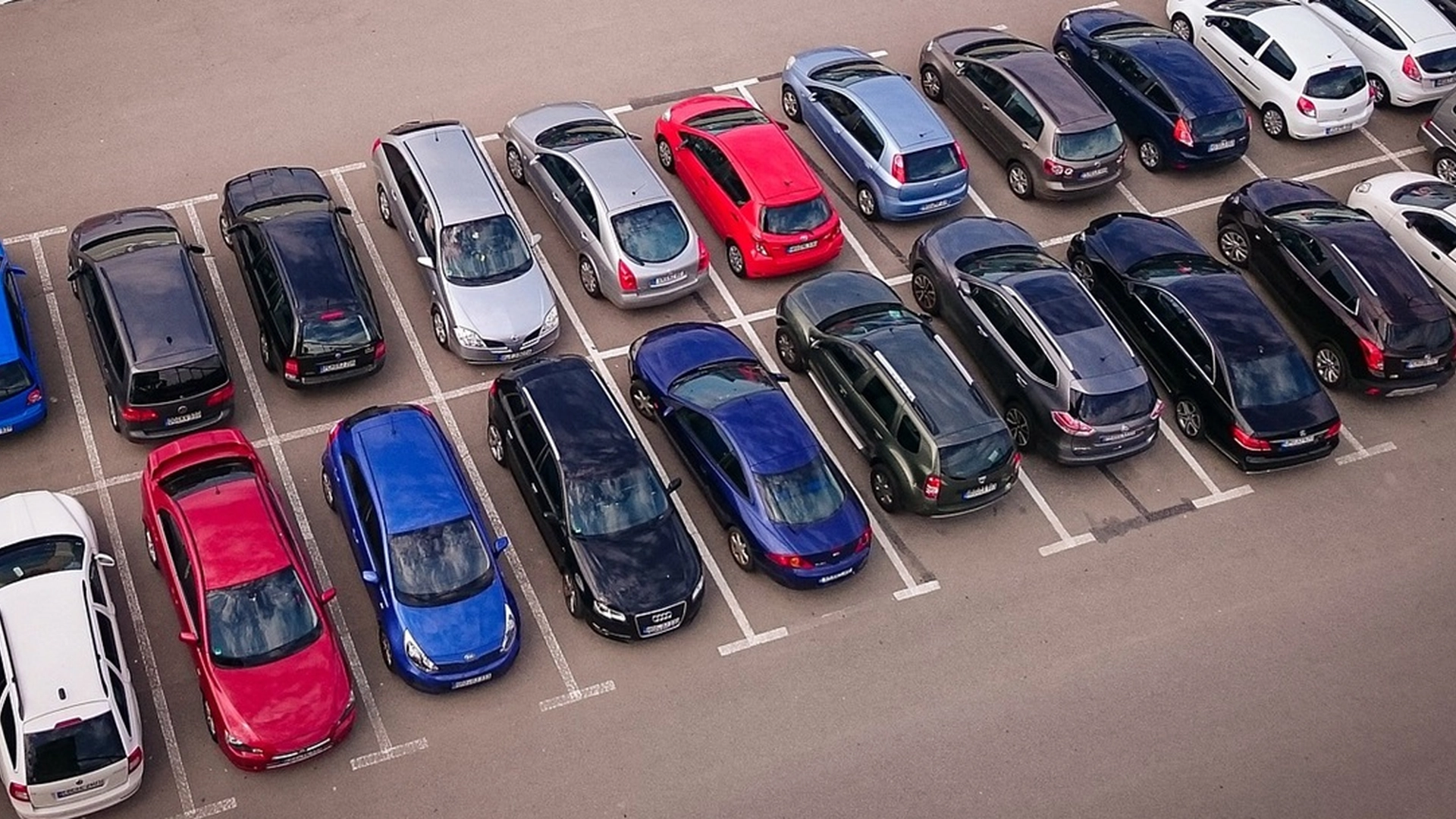 Er du træt af at folk parkerer for tæt på din bil? Snedig bilist deler genial løsning