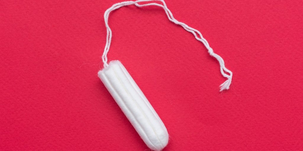 Vedtager ny lov: Nu skal bind og tamponer være gratis alle offentlige steder