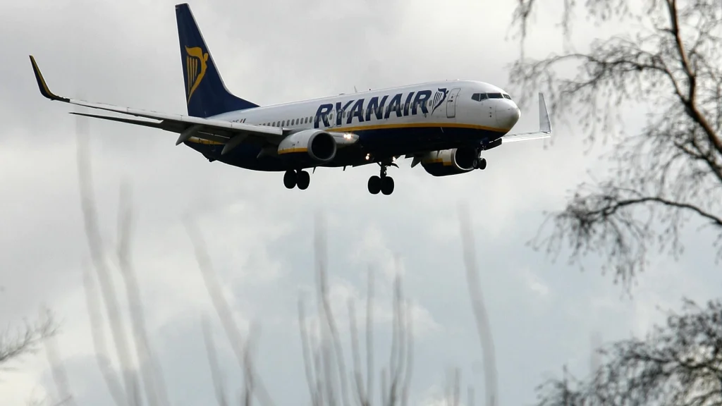 Ryanair gør brug af dette upopulære ‘trick’: Nu afslører de den uventede sandhed bag