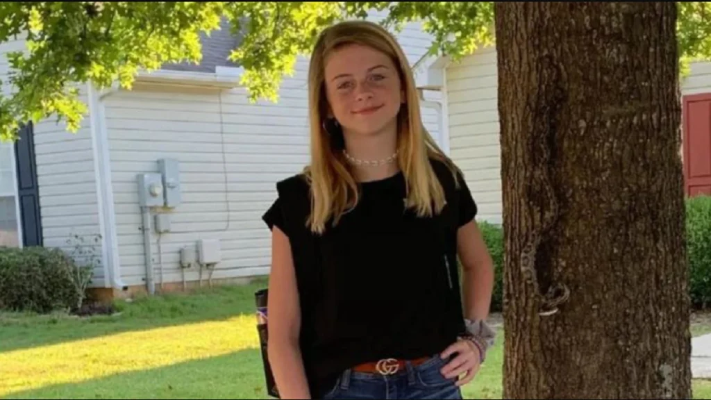 Mor tog dette billede af sin datter: Da de kiggede på billedet igen, var de chokeret