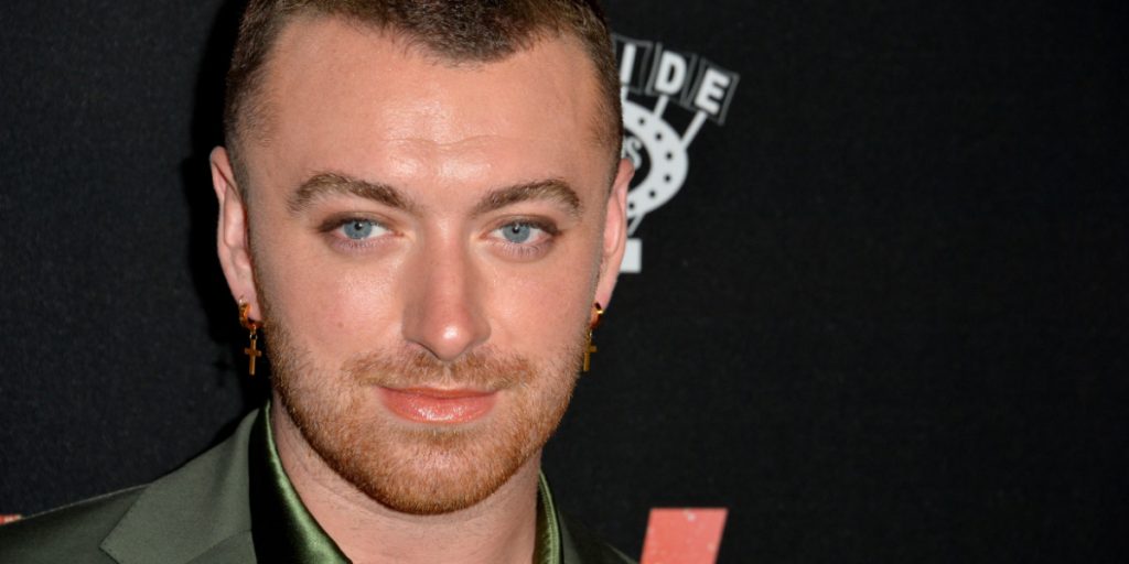 Fans raser over Sam Smith: – Ulækker og pervers