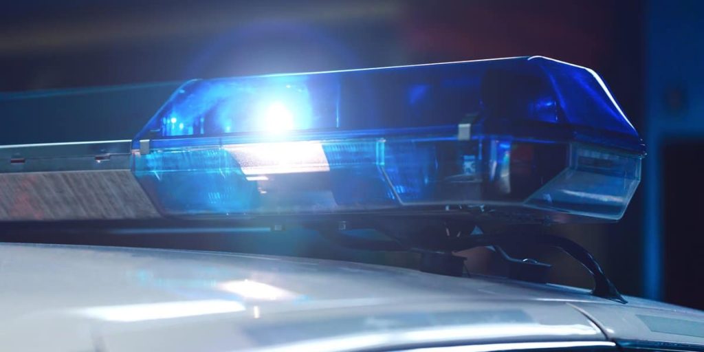 Fem unge teenagere anholdt for brutalt mord på 13-årig dreng