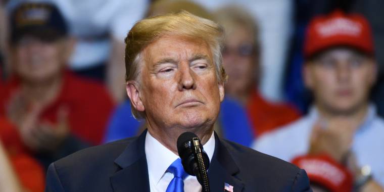 Trump udtaler sig om chokerende besked