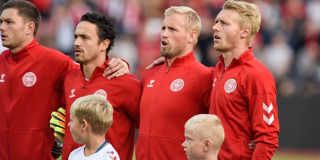 Kasper Schmeichel taler ud