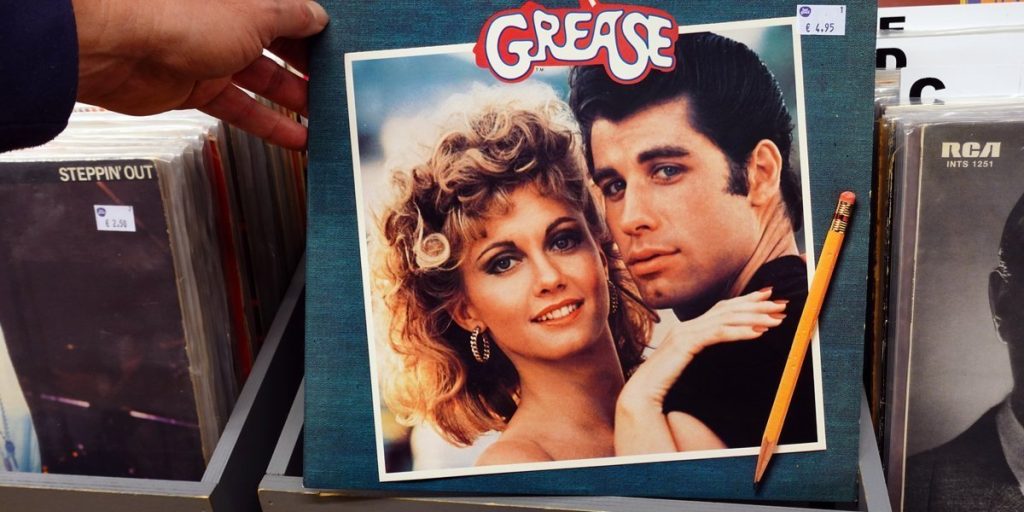 Seerne raser over Grease: Den burde bandlyses fra skærmen