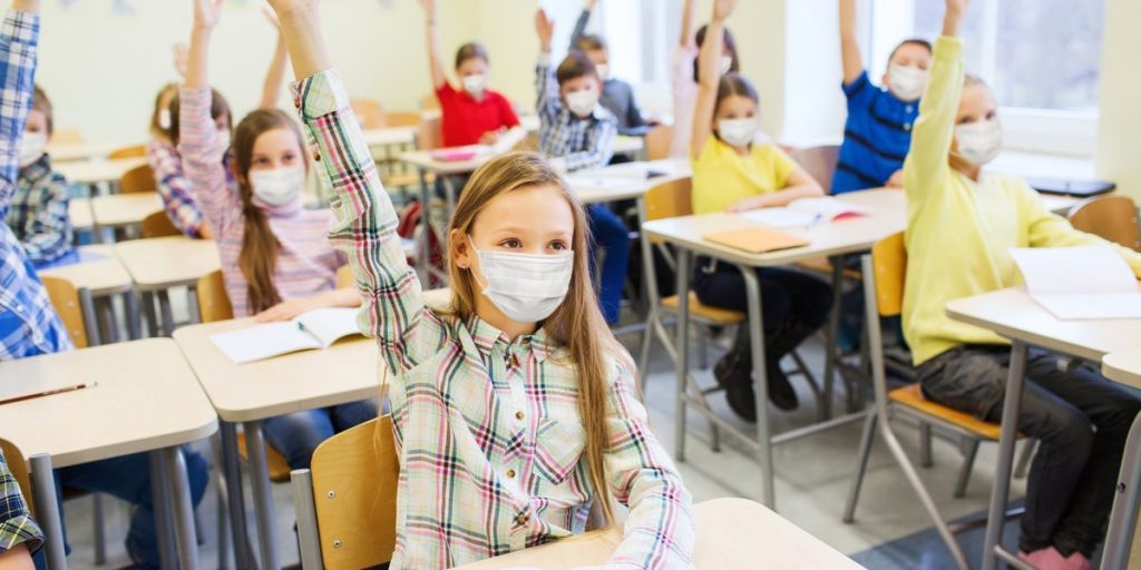 Virolog om genåbning af de mindste skoleklasser: Det er på grænsen
