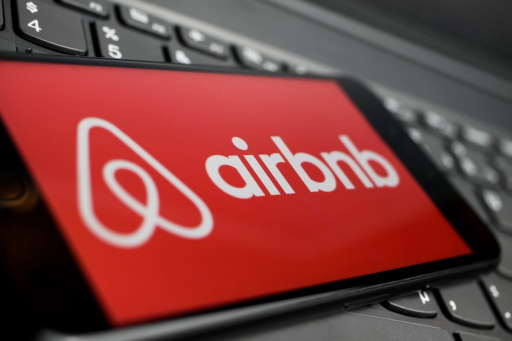 Byen, der blev til et gigantisk Airbnb-sted, betaler nu dyrt for det