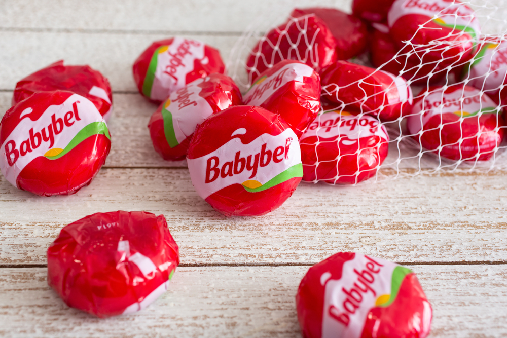 Det er ikke hvad du tror: Her er hvad den røde beskyttelse omkring Babybel rent faktisk er