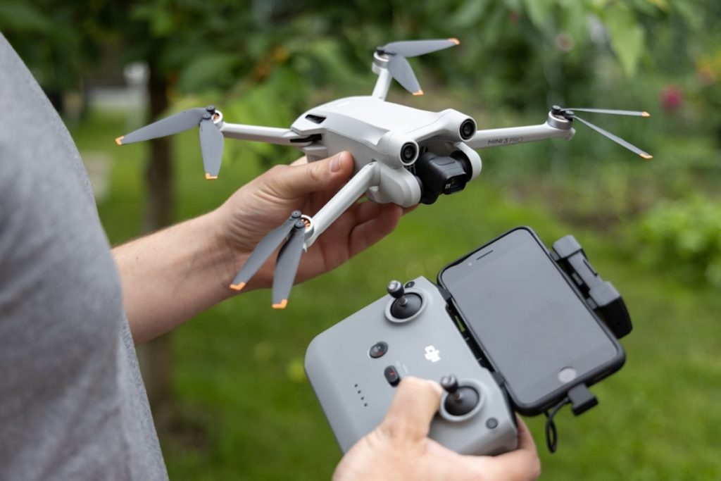 Politiet brugte cannabisfarm til at træne AI-droner til at opdage ulovlige afgrøder