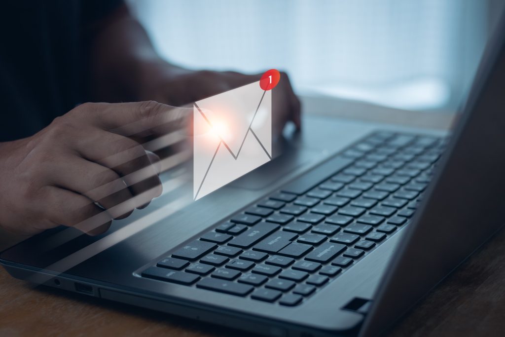 Heldig dansker fik pludselig uventet mail: Nu er hun over 300.000 kroner rigere