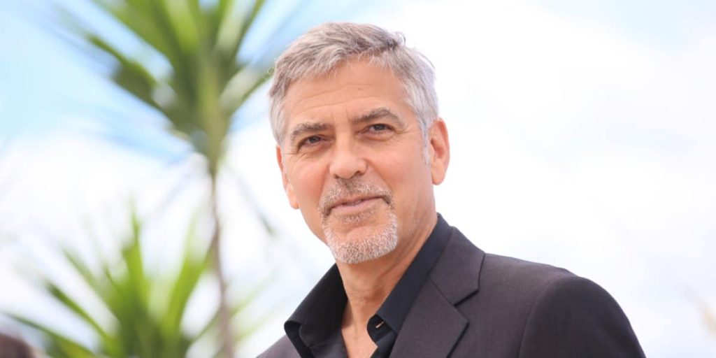 George Clooney indlagt: Sultede sig halvt ihjel