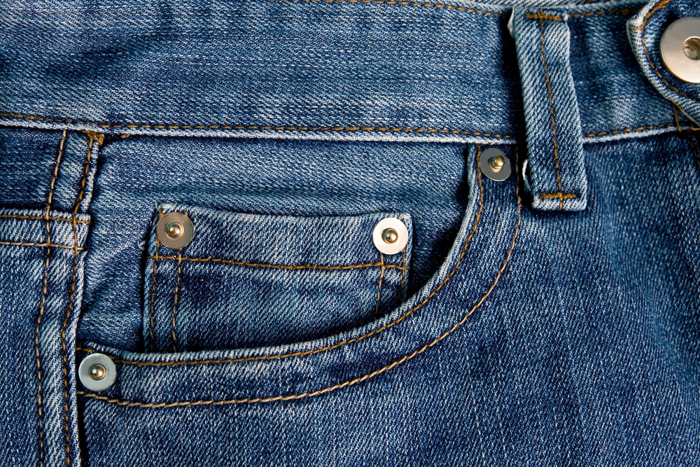Kun få mennesker kender betydningen: Dette er metalknapperne på jeans til for
