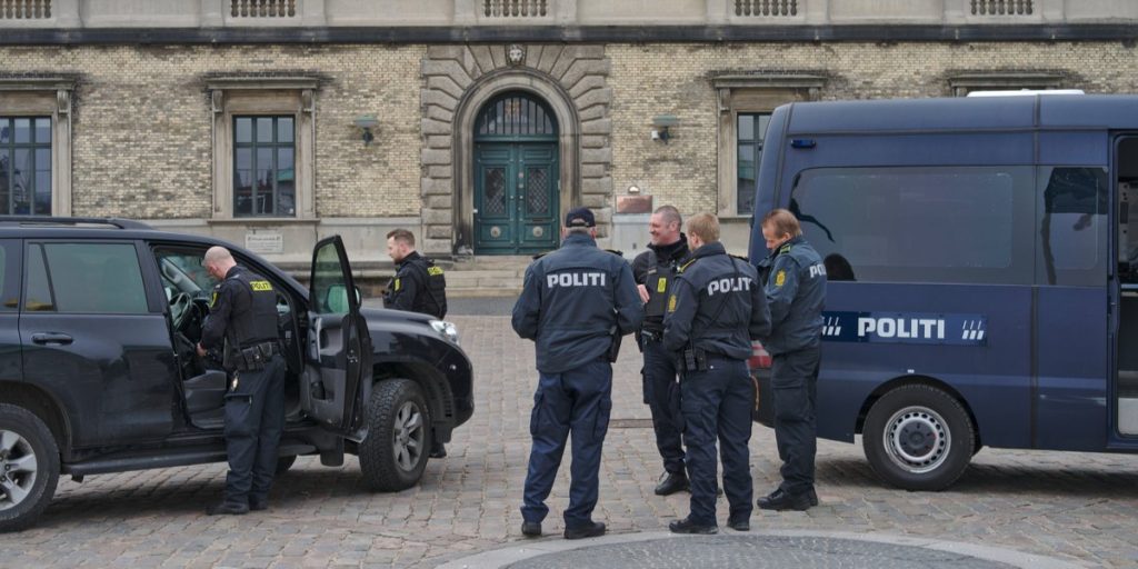 111 kriminelle udlændinge er udvist, men kan ikke sendes hjem