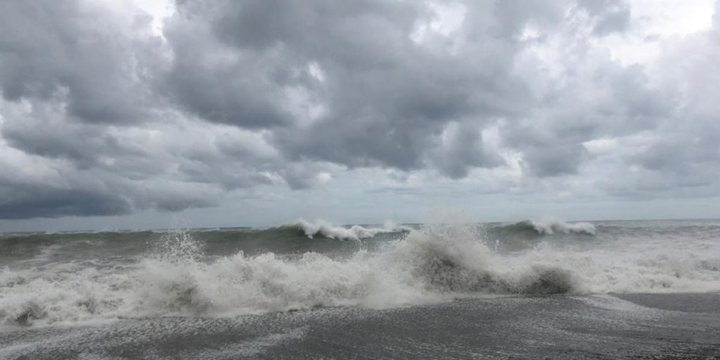 DMI: Her kan vindstød af stormstyrke ramme