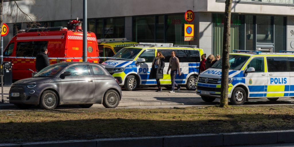 Tragisk ulykke: 10-årig pige død efter fald fra skoletag