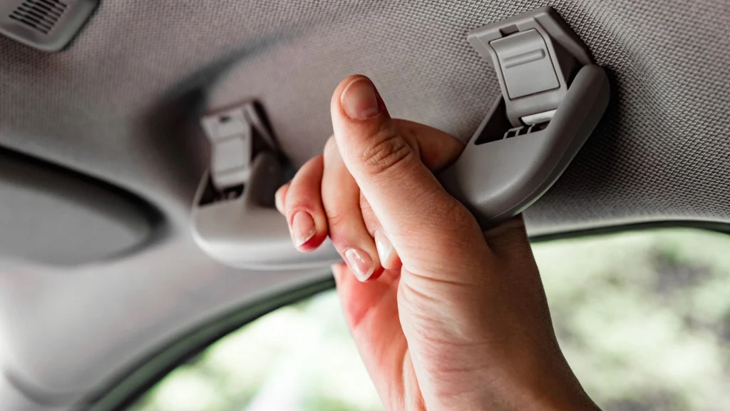 Meget få er klar over det: Det er håndtagene i bilen faktisk beregnet til