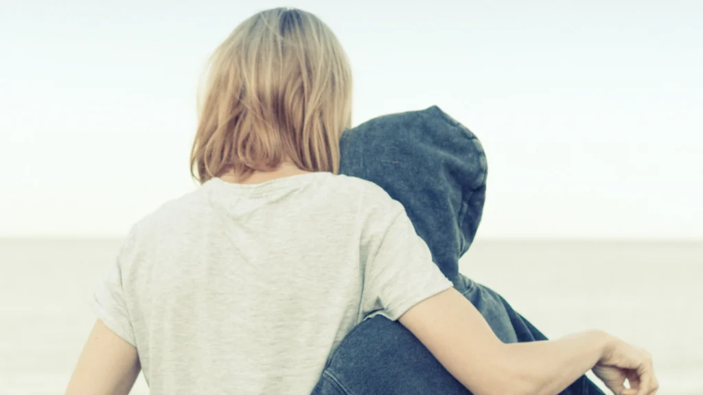 10 spørgsmål du kan stille en teenager for at starte en vigtig samtale