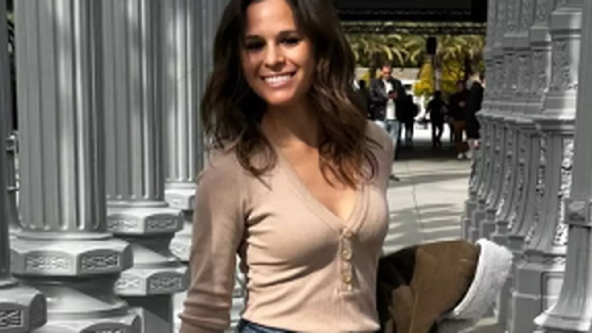 Yoga ender i katastrofe: Kvinde lammes fra halsen og ned