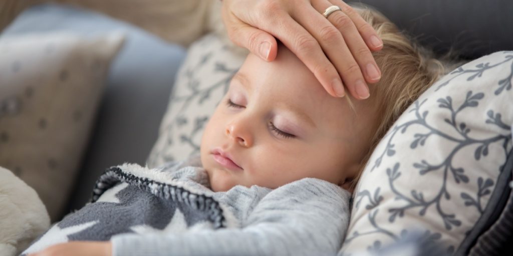 Børnefamilier advares mod sommerens trend: “Alvorlig sundhedsrisici”
