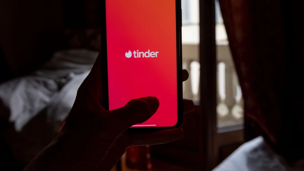 Derfor kan datingapps skade mere, end de gavner