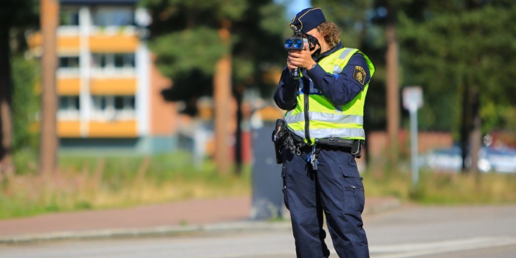 Bilist stoppet af politiet: Pludselig drejede snakken sig om hans underbukser