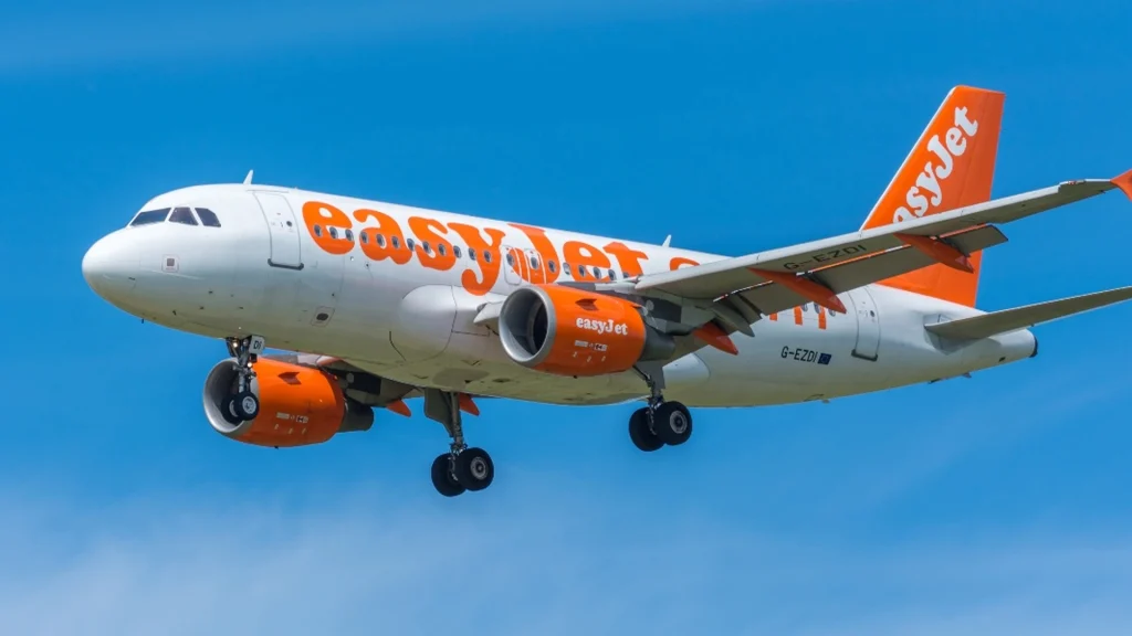 EasyJet-flyvning i kaos: Måtte nødlande flyet og tilkalde politiet