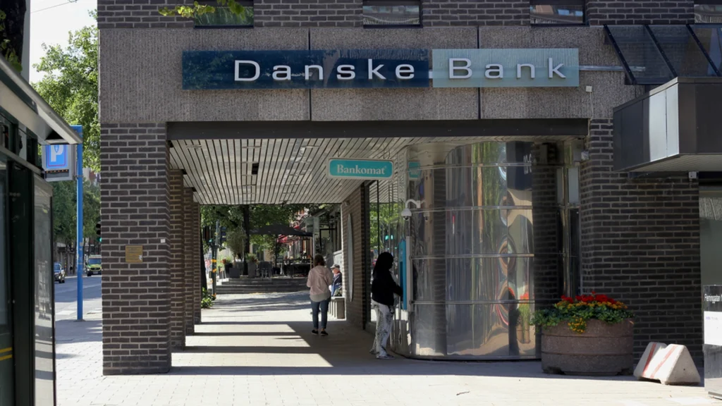 Danske Bank med advarsel mod helt ny fælde: “Ude på at få penge ud af dig”