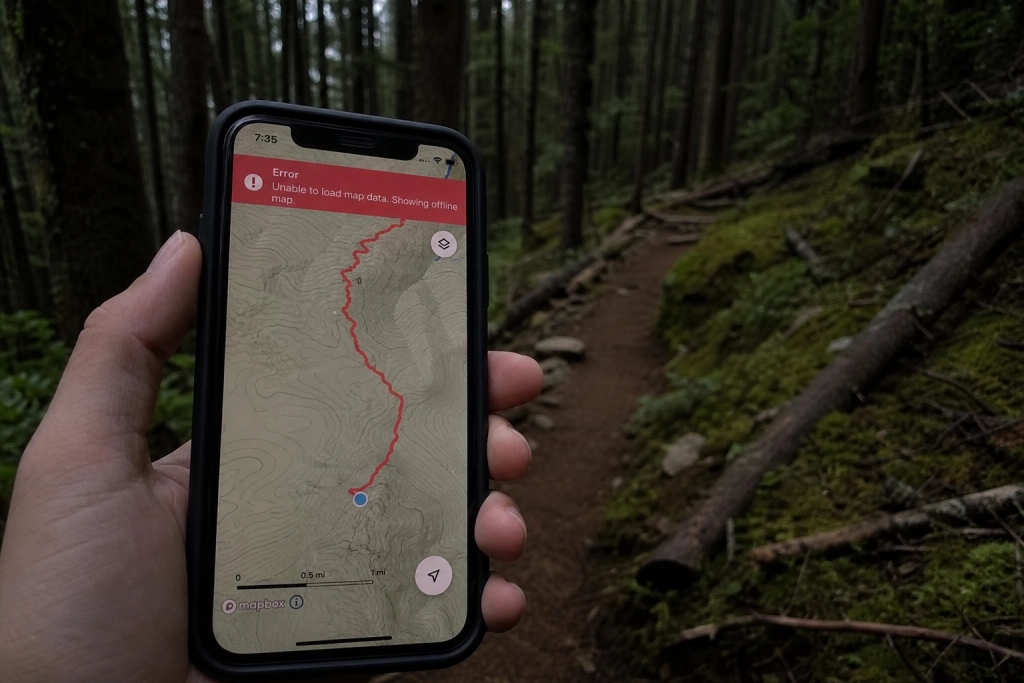 Google Maps lovede tre teenagere en 5-timers gåtur i bjergene. Fjorten timer og én helikopter-redning senere forstod de fejlen