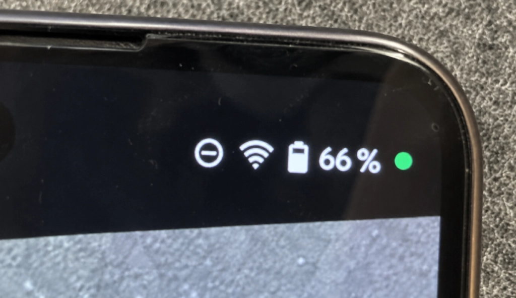 Derfor bør du være vagtsom, når den grønne prik dukker op på din telefon