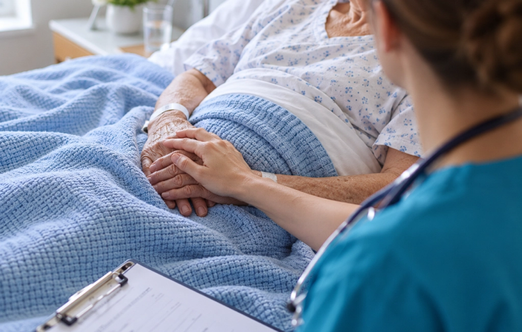 Hospicesygeplejerske afslører tegn på, at døden nærmer sig, som ingen ønsker at tale om