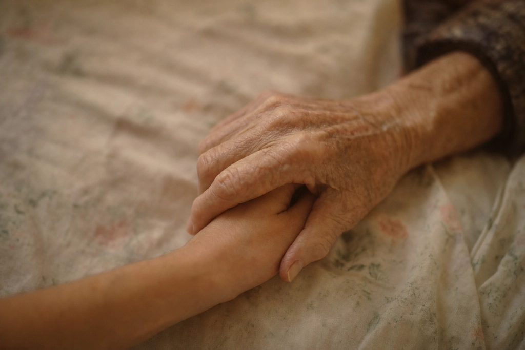 Hospicesygeplejerske afslører: Dette tegn opstår altid kort før døden