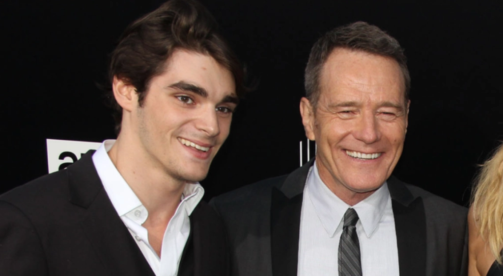 RJ Mittes dødsårsag meldt ud: Bryan Cranston afslører de sidste beskeder til sin Breaking Bad-søn